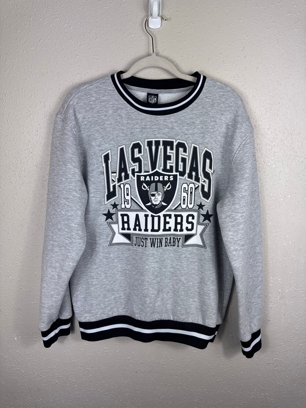 Las Vegas Raiders “Just Win Baby” Womens Crewneck Size Medium